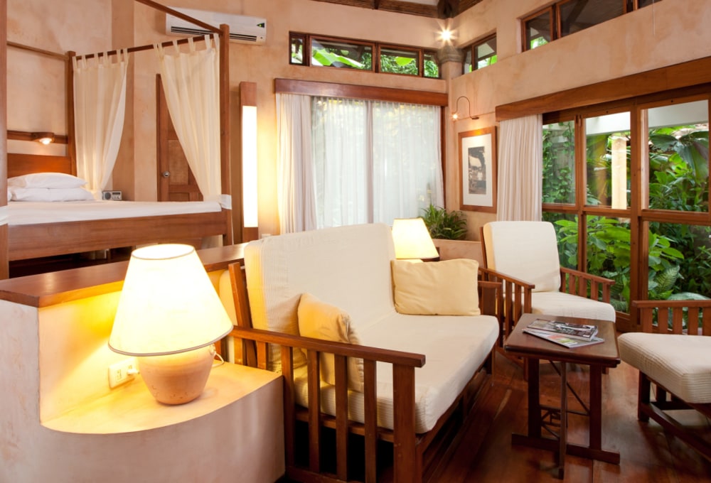 Capitán Suizo Beachfront Boutique Hotel